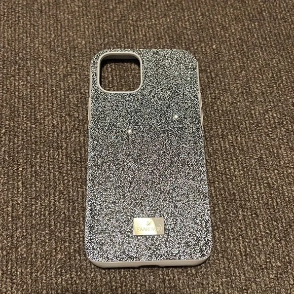iPhone 11 Pro Swarovski crystal phone case - Picture 2 of 5